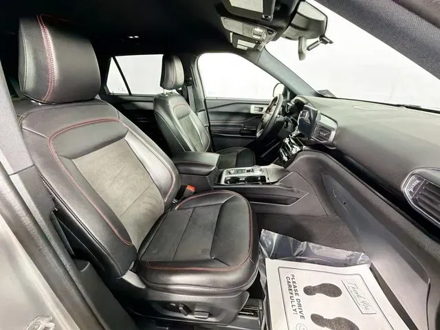 2024 Ford Explorer ST-LINE - Photo 31