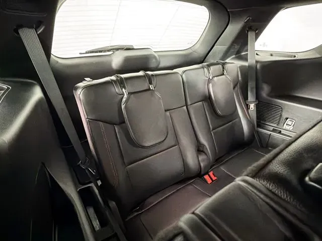 2024 Ford Explorer ST-LINE - Photo 27