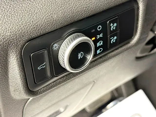 2024 Ford Explorer ST-LINE - Photo 10