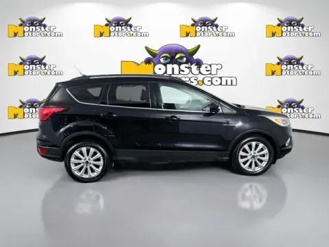 More photos of 2019 Ford Escape SEL at Monster Motors - Jackson, MI, MI