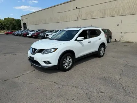 Photos of 2016 Nissan Rogue SV for sale in Michigan Center, MI at Monster Motors - Jackson, MI