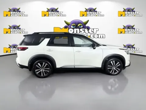More photos of 2024 Nissan Pathfinder Platinum at Monster Motors - Jackson, MI, MI