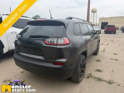More photos of 2023 Jeep Cherokee Altitude at Monster Motors - Jackson, MI, MI