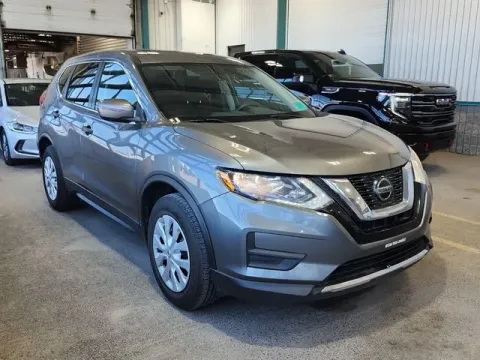 More photos of 2018 Nissan Rogue S at Monster Motors - Jackson, MI, MI