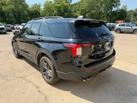 More photos of 2025 Ford Explorer ST at Monster Motors - Jackson, MI, MI