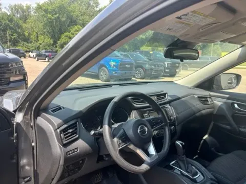 More photos of 2020 Nissan Rogue at Monster Motors - Jackson, MI, MI