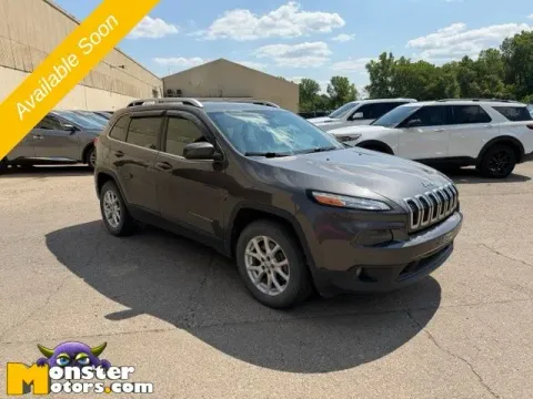 More photos of 2018 Jeep Cherokee Latitude at Monster Motors - Jackson, MI, MI