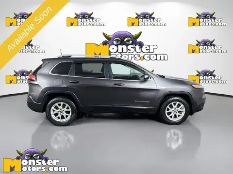 More photos of 2018 Jeep Cherokee Latitude at Monster Motors - Jackson, MI, MI