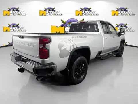 More photos of 2022 Chevrolet Silverado 2500 HD LT at Monster Motors - Jackson, MI, MI