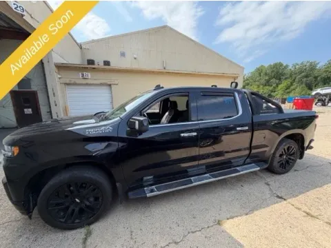 Another view of 2019 Chevrolet Silverado 1500 High Country for sale in Michigan Center, MI at Monster Motors - Jackson, MI