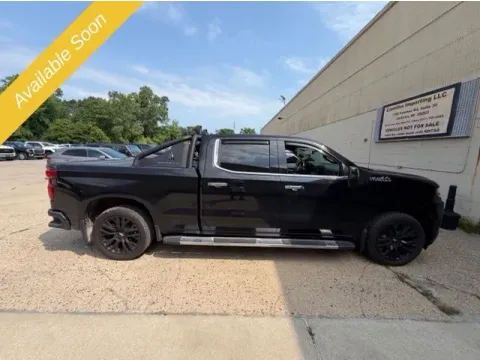 More photos of 2019 Chevrolet Silverado 1500 High Country at Monster Motors - Jackson, MI, MI