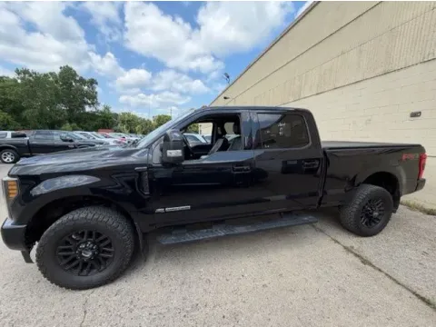 Photos of 2019 Ford F-250SD Lariat for sale in Michigan Center, MI at Monster Motors - Jackson, MI