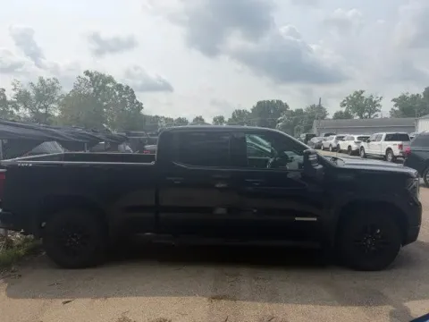More photos of 2022 GMC Sierra 1500 Elevation at Monster Motors - Jackson, MI, MI