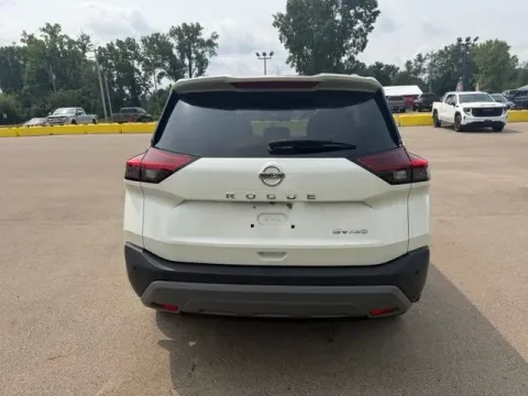 More photos of 2021 Nissan Rogue SV at Monster Motors - Jackson, MI, MI