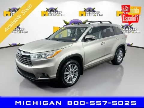 Beige 2014 Toyota Highlander XLE V6 for sale in Michigan Center, MI