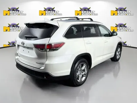 More photos of 2015 Toyota Highlander Limited at Monster Motors - Jackson, MI, MI