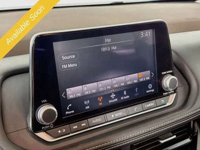2021 Nissan Rogue SV - Photo 14