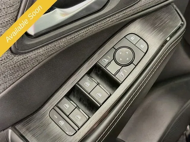 2021 Nissan Rogue SV - Photo 17