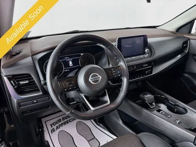 2021 Nissan Rogue SV - Photo 9