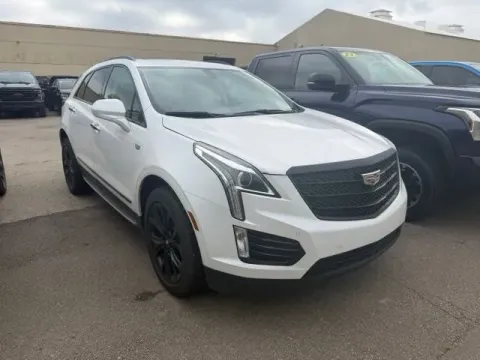 Another view of 2018 Cadillac XT5 Luxury for sale in Michigan Center, MI at Monster Motors - Jackson, MI