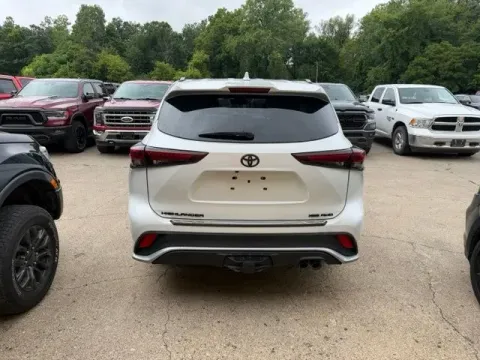 More photos of 2024 Toyota Highlander XSE at Monster Motors - Jackson, MI, MI