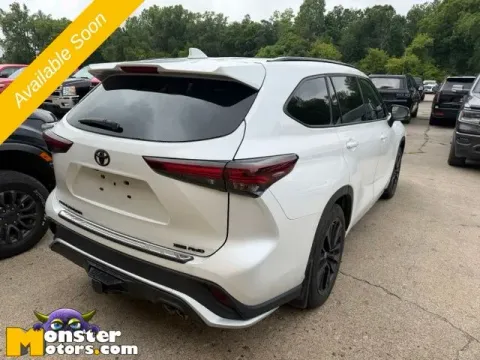 More photos of 2024 Toyota Highlander XSE at Monster Motors - Jackson, MI, MI