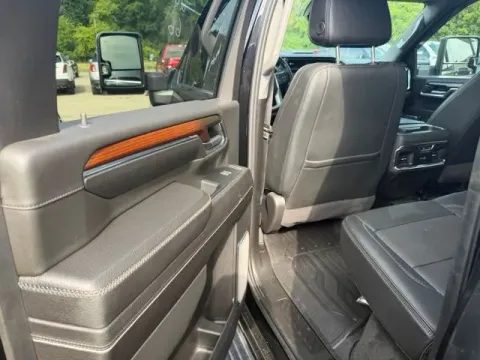 More photos of 2024 GMC Sierra 3500 HD Denali at Monster Motors - Jackson, MI, MI