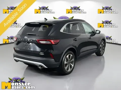 More photos of 2023 Ford Escape Hybrid Platinum at Monster Motors - Jackson, MI, MI