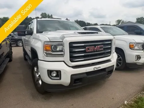 More photos of 2019 GMC Sierra 2500 HD SLT at Monster Motors - Jackson, MI, MI