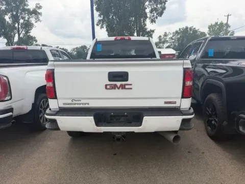 More photos of 2019 GMC Sierra 2500 HD SLT at Monster Motors - Jackson, MI, MI