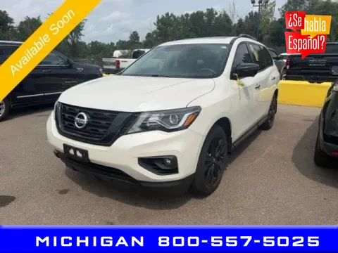 Black 2018 Nissan Pathfinder SL for sale in Michigan Center, MI