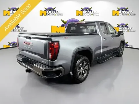 More photos of 2021 GMC Sierra 1500 SLE at Monster Motors - Jackson, MI, MI