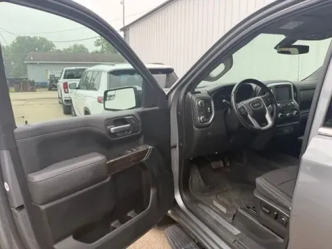 More photos of 2021 GMC Sierra 1500 SLE at Monster Motors - Jackson, MI, MI