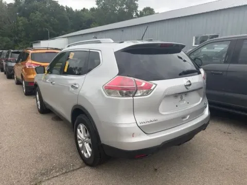More photos of 2015 Nissan Rogue SV at Monster Motors - Jackson, MI, MI