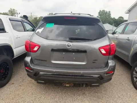 More photos of 2020 Nissan Pathfinder SL at Monster Motors - Jackson, MI, MI
