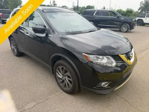 More photos of 2016 Nissan Rogue SL at Monster Motors - Jackson, MI, MI