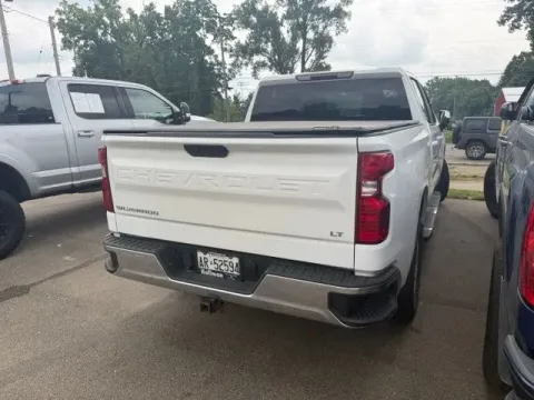 More photos of 2019 Chevrolet Silverado 1500 LT at Monster Motors - Jackson, MI, MI