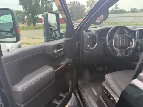 More photos of 2019 GMC Sierra 1500 Elevation at Monster Motors - Jackson, MI, MI