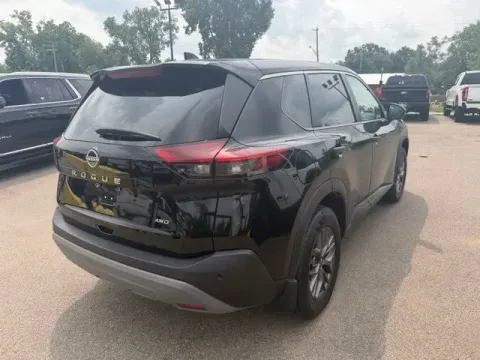 More photos of 2022 Nissan Rogue S at Monster Motors - Jackson, MI, MI