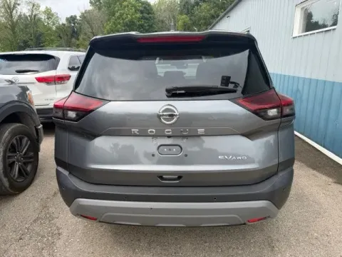More photos of 2021 Nissan Rogue SV at Monster Motors - Jackson, MI, MI