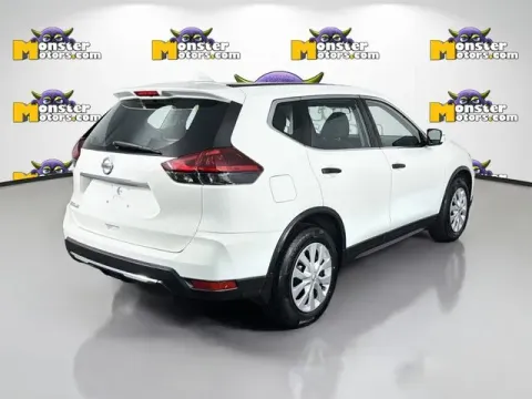 More photos of 2018 Nissan Rogue S at Monster Motors - Jackson, MI, MI