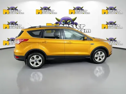 More photos of 2016 Ford Escape SE at Monster Motors - Jackson, MI, MI