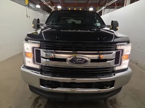More photos of 2019 Ford F-250SD at Monster Motors - Jackson, MI, MI