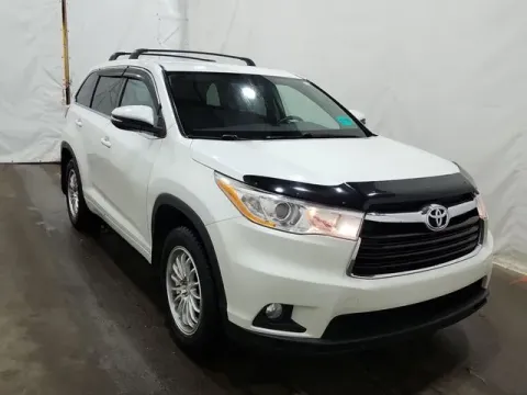 More photos of 2016 Toyota Highlander at Monster Motors - Jackson, MI, MI