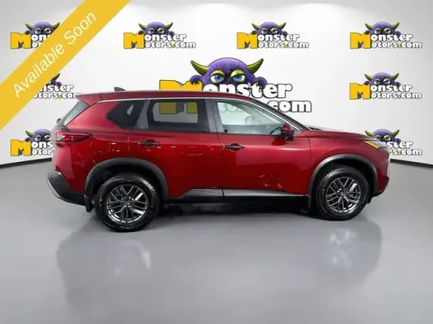 More photos of 2022 Nissan Rogue S at Monster Motors - Jackson, MI, MI