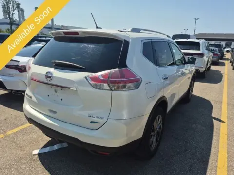 More photos of 2015 Nissan Rogue at Monster Motors - Jackson, MI, MI