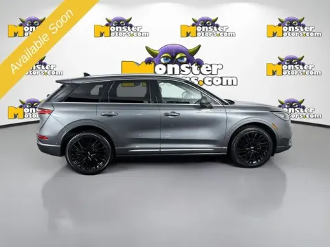 More photos of 2022 Lincoln Corsair Reserve at Monster Motors - Jackson, MI, MI