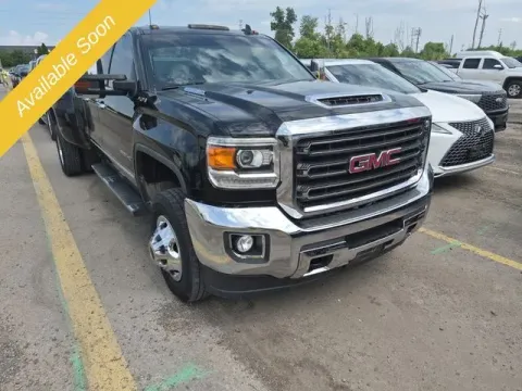 More photos of 2018 GMC Sierra 3500 HD SLT at Monster Motors - Jackson, MI, MI