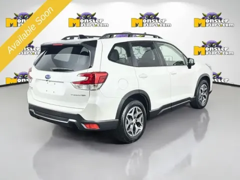 More photos of 2024 Subaru Forester Premium at Monster Motors - Jackson, MI, MI