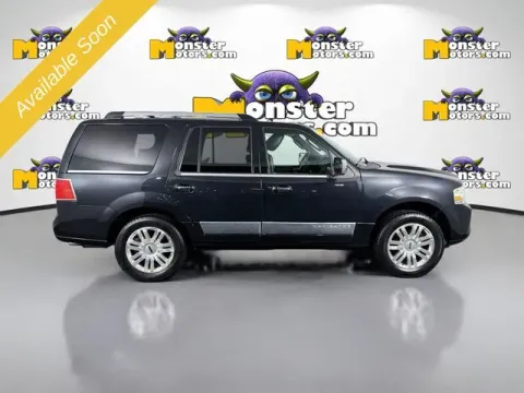 More photos of 2014 Lincoln Navigator at Monster Motors - Jackson, MI, MI